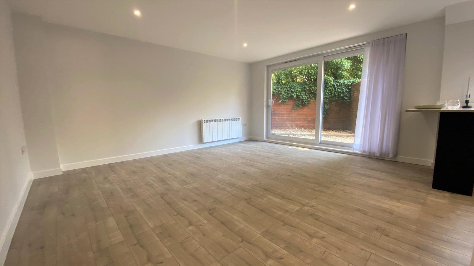 2 Bedroom Apartment Garden Wootton Mount, Bournemouth